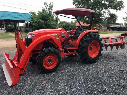 ขาย รถไถคูโบต้า L4708(4WD)2เพลา  ใช้งาน 700 ชั่วโมง รถสวย ทุกระบบสมบูรณ์ พร้อมอุปกรณ์ ใบมีดหน้าและผานพรวน ราคา 398,000 บาท สนใจโทร 081-9136451 หรือ ขอดูรุปผ่านทาง line:bow6451 ค่ะ