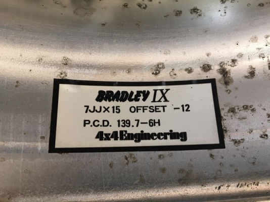 ขายล้อ BRADLEY IX 2 ชิ้นแท้ ขอบ15x7 ลบ12 6รูกระบะ ประมูลญี่ปุ่น