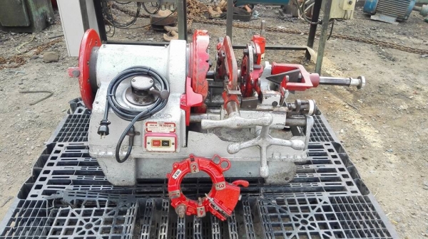 ** เหลือ 2 ตัว ** เครื่องต้าปเกลียวท่อ แป้ป/ประปา/ไฟฟ้า/เพลา มีตั้งแต่ขนาด 1.5"- 2"- 3"- 4"- 6" สภาพสวยๆคัดมาพร้อมใช้มาเลือกมาเทสก่อนได้