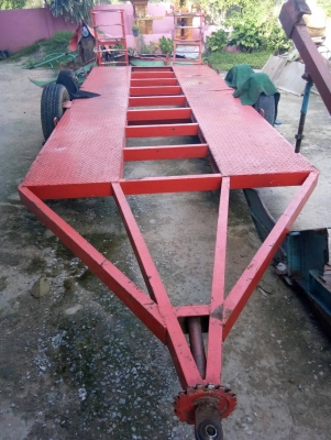 เทเลอร์ลากรถเกี่ยว 60 ถึง 95 เหล็กหนา 4 นิ้วทุกเส้น ดุม 4 ล้อกลางทั้งหมด