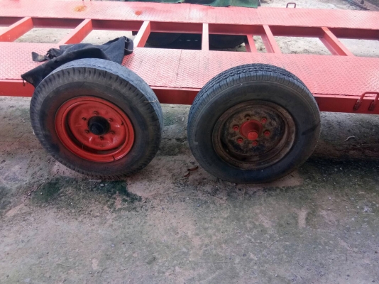 เทเลอร์ลากรถเกี่ยว 60 ถึง 95 เหล็กหนา 4 นิ้วทุกเส้น ดุม 4 ล้อกลางทั้งหมด