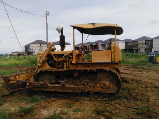 รถแทรคเตอร์ CAT D4D