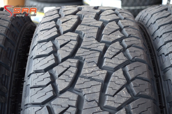 HANKOOK AT-M 265/60R18 เส้นละ 4,500 บาทปี17 HANKOOK AT-M 265/60R18 เส้นละ 4,500 บาทปี17