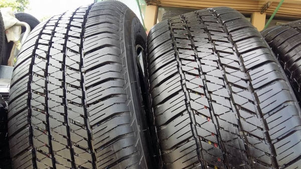 ขายล้อแม็กป้ายแดง fortuner 18" ยางปี17 สนใจติดต่อร้าน ก.เจริญการยางครับ 081-3747940 ขายล้อแม็กป้ายแดง fortuner 18" ยางปี17 สนใจติดต่อร้าน ก.เจริญการยางครับ 081-3747940