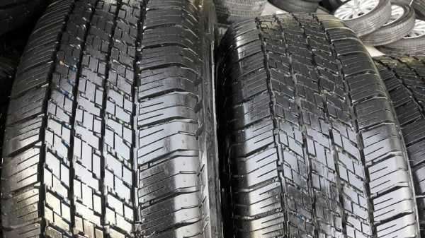 ขายล้อแม็กป้ายแดง pajero 18" ยางปี17 สนใจติดต่อร้าน ก.เจริญการยางครับ 081-3747940 ขายล้อแม็กป้ายแดง pajero 18" ยางปี17 สนใจติดต่อร้าน ก.เจริญการยางครับ 081-3747940