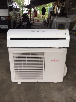 **** ขายแอร์ FUJITSU 12500 BTU สภาพสวย **** **** ขายแอร์ FUJITSU 12500 BTU สภาพสวย ****