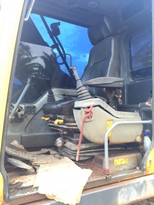 ขายรถแบคโฮ VOLVO EC210BLC กล่องไฟ หน้าจอไม่มี พร้อมใช้ สนใจโทร 081-970-1072