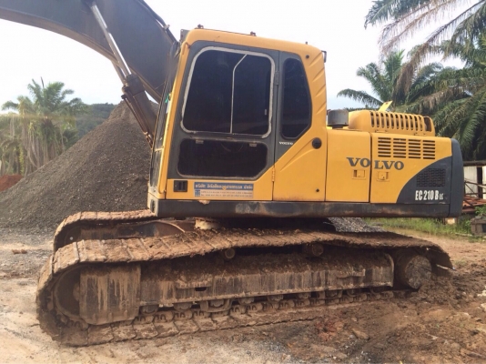 ขายรถแบคโฮ VOLVO EC210BLC กล่องไฟ หน้าจอไม่มี พร้อมใช้ สนใจโทร 081-970-1072 ขายรถแบคโฮ VOLVO EC210BLC กล่องไฟ หน้าจอไม่มี พร้อมใช้ สนใจโทร 081-970-1072