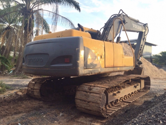 ขายรถแบคโฮ VOLVO EC210BLC กล่องไฟ หน้าจอไม่มี พร้อมใช้ สนใจโทร 081-970-1072 ขายรถแบคโฮ VOLVO EC210BLC กล่องไฟ หน้าจอไม่มี พร้อมใช้ สนใจโทร 081-970-1072
