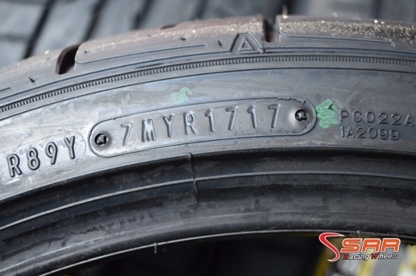DUNLOP DZ102 235/35R19 ปี17 เส้นละ 7,500 บาท