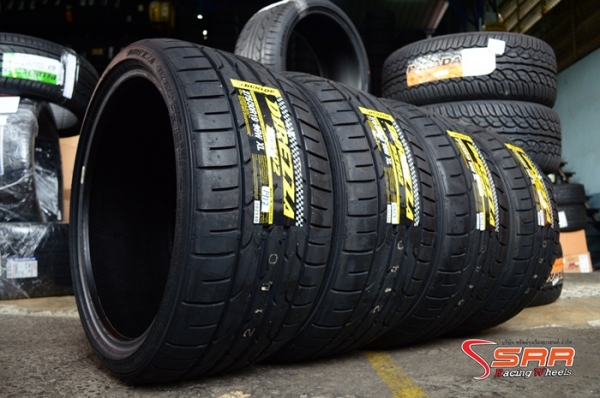 DUNLOP DZ102 275/30R19 ปี17 เส้นละ 8,500 บาท DUNLOP DZ102 275/30R19 ปี17 เส้นละ 8,500 บาท