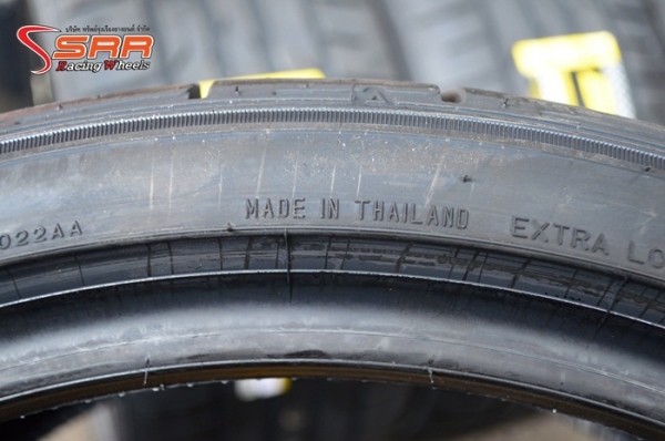 DUNLOP DZ102 275/30R19 ปี17 เส้นละ 8,500 บาท DUNLOP DZ102 275/30R19 ปี17 เส้นละ 8,500 บาท