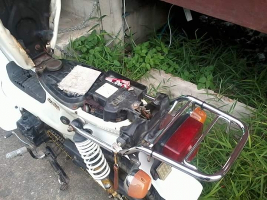 Chaly สีขาวขายอะไหล่แยกชิ้นครับ