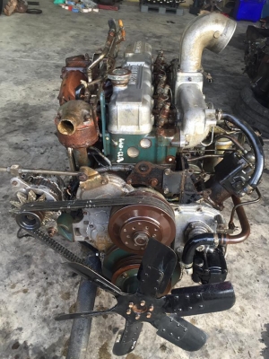 ขายเครื่อง Nissan PE6 230 แรงม้า ปั่นปูน