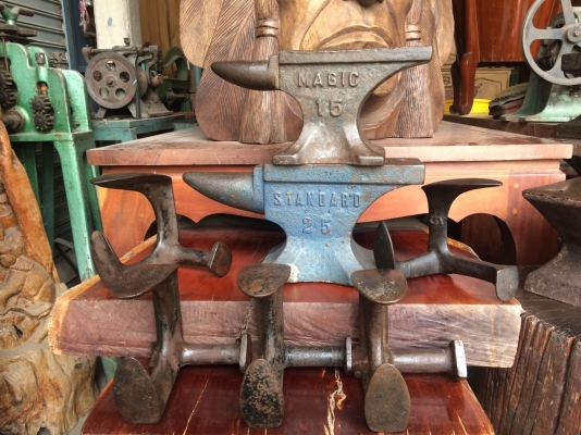 ขายทั่งสะสมเหล็กหล่อเหนียว เก่ายุโรป และ เหล็กหล่อเก่าญี่ปุ่น