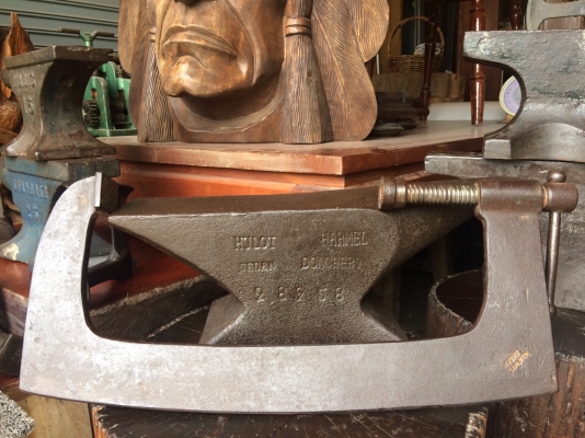 ขายทั่งสะสมเหล็กหล่อเหนียว เก่ายุโรป และ เหล็กหล่อเก่าญี่ปุ่น