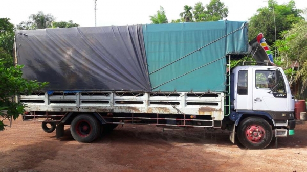 ขายรถ6ล้อHINO FF1J 210ปี42มีลิฟต์ท้าย ยาว7.20เมตร ทะเบียนครบ ขายรถ6ล้อHINO FF1J 210ปี42มีลิฟต์ท้าย ยาว7.20เมตร ทะเบียนครบ