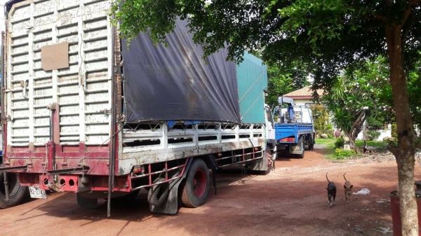 ขายรถ6ล้อHINO FF1J 210ปี42มีลิฟต์ท้าย ยาว7.20เมตร ทะเบียนครบ ขายรถ6ล้อHINO FF1J 210ปี42มีลิฟต์ท้าย ยาว7.20เมตร ทะเบียนครบ
