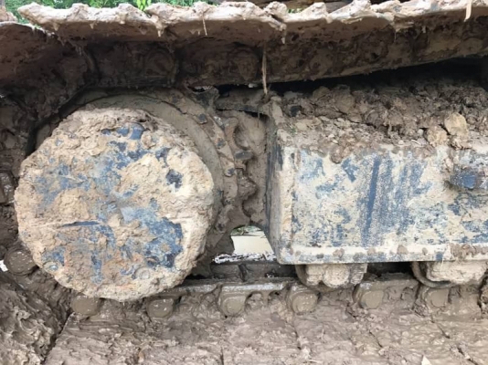 ขาย 965,000 บาท KOMATSU PC200-7 ทำงาน 13,xxx เครื่องดี ปั้มแรง โช่หนา เอวแน่น ไฟฟ้าครบ (เอกสารอินวอยท์)  รถอยู่ จ.ยโสธร โทร&amp;ไอดีไลน์ 0610710295