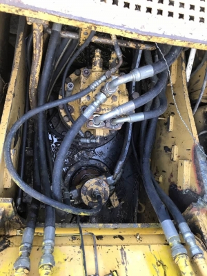 ขาย 450,000 บาท CATTERPILAR 320V2 เครื่อง 6D15-Turbo ปั้มแรง โช่หนา เอวแน่น ไฟฟ้าตัด (กล่องไฟ และ หน้า จออยู่ ) เอกสารเล่มทะเบียน  รถอยู่ อ.นางรอง จ.บุรีรัมย์ โทร&amp;ไอดีไลน์ 0610710295