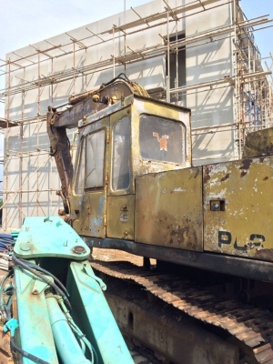 KOMATSU PC 200-2 ราคา 450000 บาท ขายตามสภาพ
