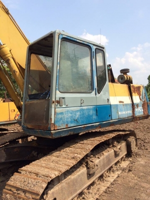 KOMATSU PC 200-5 ราคา 850000 บาท ขายตามสภาพ