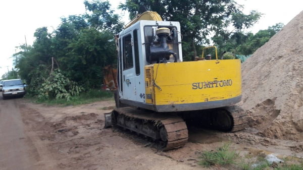 ขาย 375,000 บาท SUMITOMO S160F2 (เท่ากับ SK60) -(เอกสารเล่มทะเบียน) เครื่องดี ปั้มแรง โช่หนา เอวแน่น ไฟฟ้าครบ รถสวยสภาพพร้อมทำงาน แอร์มี   รถอยู่ จ.อุบลราชธานี โทร&amp;ไอดีไลน์ 0610710295