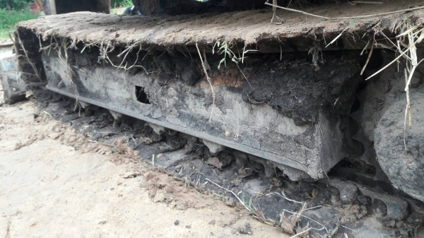 ขาย 375,000 บาท SUMITOMO S160F2 (เท่ากับ SK60) -(เอกสารเล่มทะเบียน) เครื่องดี ปั้มแรง โช่หนา เอวแน่น ไฟฟ้าครบ รถสวยสภาพพร้อมทำงาน แอร์มี   รถอยู่ จ.อุบลราชธานี โทร&amp;ไอดีไลน์ 0610710295