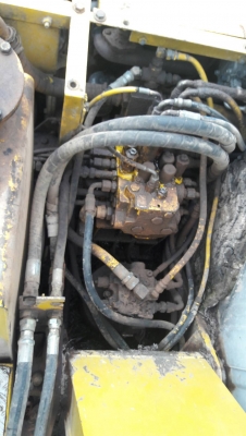 ขาย 375,000 บาท SUMITOMO S160F2 (เท่ากับ SK60) -(เอกสารเล่มทะเบียน) เครื่องดี ปั้มแรง โช่หนา เอวแน่น ไฟฟ้าครบ รถสวยสภาพพร้อมทำงาน แอร์มี   รถอยู่ จ.อุบลราชธานี โทร&amp;ไอดีไลน์ 0610710295