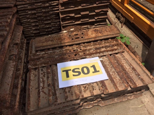 ใบแทรค KOMATSU PC 120 1-2-3 เก่าใน เซียงกง ใบละ 600 บาท