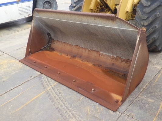 ขายรถตัก ยี่ห้อ TCM รุ่น 830-2