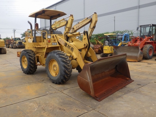 ขายรถตัก ยี่ห้อ TCM รุ่น 830-2