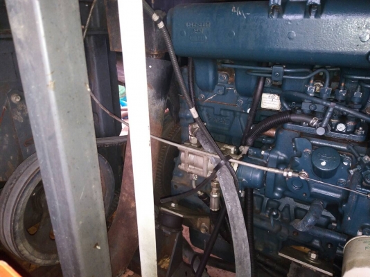 ขายรถเกี่ยวข้าว DC 60 ใ้งานได้กว่า 2000 ชม รถปี 53เอกสารเล่มทะเบียนครบ ขายรถเกี่ยวข้าว DC 60 ใ้งานได้กว่า 2000 ชม รถปี 53เอกสารเล่มทะเบียนครบ