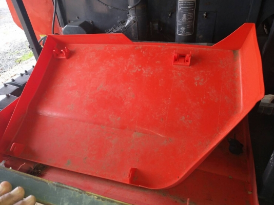 ขายรถเกี่ยวข้าว DC 60 ใ้งานได้กว่า 2000 ชม รถปี 53เอกสารเล่มทะเบียนครบ ขายรถเกี่ยวข้าว DC 60 ใ้งานได้กว่า 2000 ชม รถปี 53เอกสารเล่มทะเบียนครบ