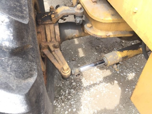 ขายรถตัก ยี่ห้อKOMATSU รุ่น JH30B ขายรถตัก ยี่ห้อKOMATSU รุ่น JH30B