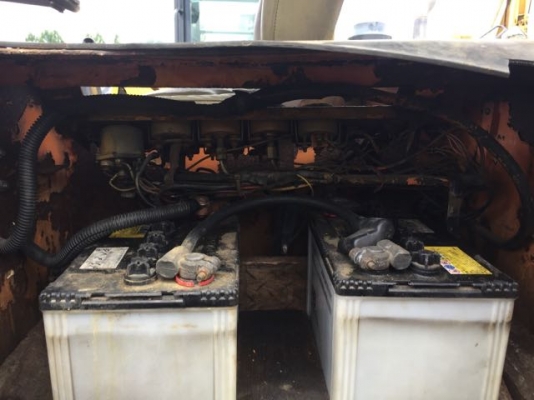 ขายรถตัก ยี่ห้อKOMATSU รุ่น JH30B ขายรถตัก ยี่ห้อKOMATSU รุ่น JH30B