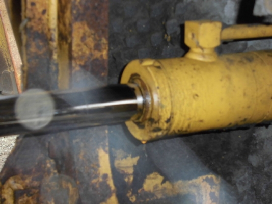 ขายรถตัก ยี่ห้อ TCM รุ่น 830-2