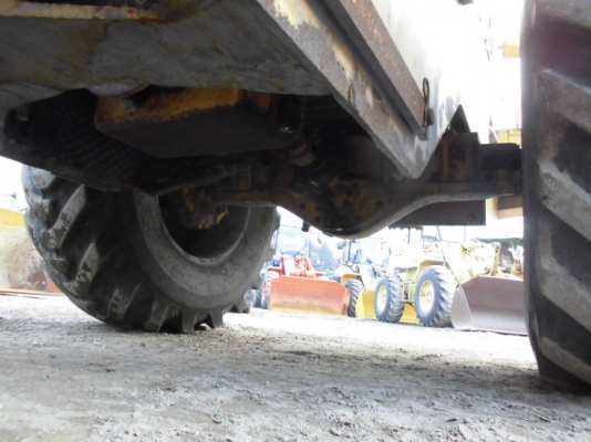 ขายรถตัก ยี่ห้อ TCM รุ่น 830-2