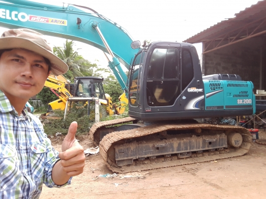 ขายรถแบ็คโฮ KOBELCO SK200-8 Yn12 Super ใช้งาน 11,456 ชั่วโมง สภาพดี