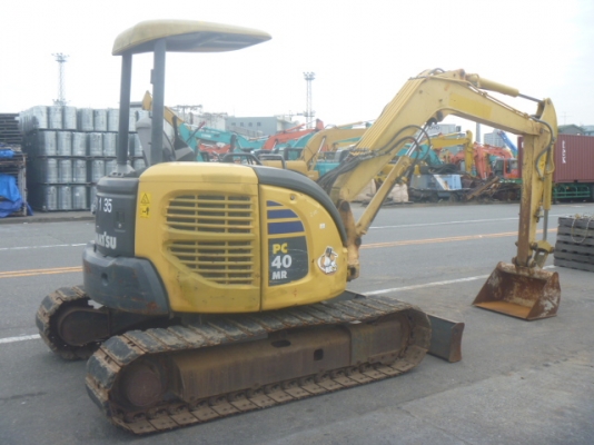Komatsu PC40MR-2 เก่าญี่ปุ่น มีไลน์หัวแย๊ก แทรคเหล็กหุ้มก้อนยาง