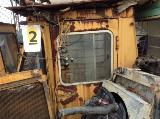 หัวเก๋ง KOMATSU PC 100-1-2 เก่าเซียงกง 18,000 บาท หัวเก๋ง KOMATSU PC 100-1-2 เก่าเซียงกง 18,000 บาท