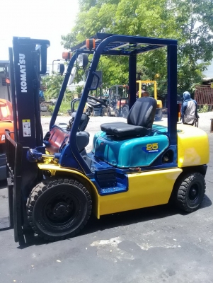+++ ขายโฟล์คลิฟท์ KOMATSU FD25-14 ขนาด 2.5 ตัน เครื่องยนต์ดีเซล เสา 3 เมตร เกียร์ออโตเมติค ยางตันครับ +++ ขายโฟล์คลิฟท์ KOMATSU FD25-14 ขนาด 2.5 ตัน เครื่องยนต์ดีเซล เสา 3 เมตร เกียร์ออโตเมติค ยางตันครับ