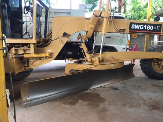 ขาย รถเกรด SWG 180 ขนาดเท่า CAT 140G เอกสารเล่มทะเบียน ภาษีไม่ขาด