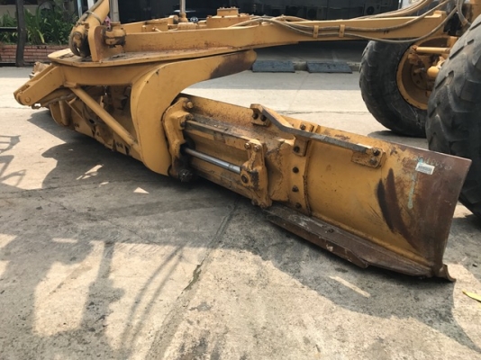 รถเกรด Cat140H ปี2002 รถอเมริกา100\% สภาพดี ใบมีด16ฟุต ตรวจเช็คก่อนส่ง พร้อมทำงานทันที