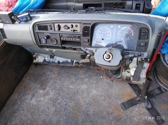 หน้าตัดรถ mitsubishi canter