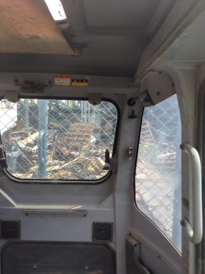 หัวเก๋ง KOMATSU PC 228 US เก่านอกญี่ปุ่น 70,000 บาท