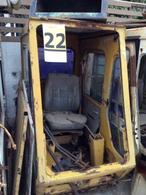 หัวเก๋ง KOMATSU PC 100-2 เก่าเซียงกง15,000 บาท