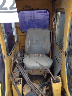 หัวเก๋ง KOMATSU PC 100-2 เก่าเซียงกง15,000 บาท