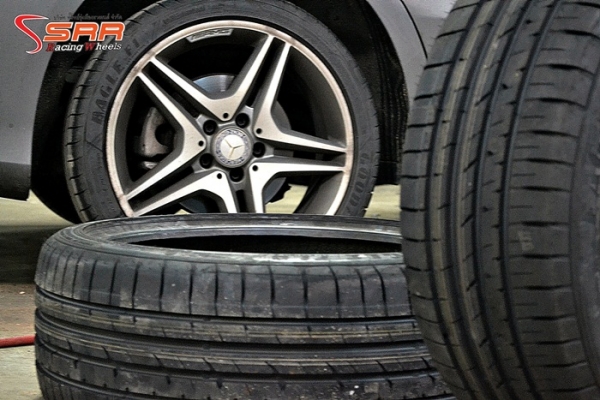 GOODYEAR Eagle F1 ASymmetric 2 225/40R18 ROF ปี17 GOODYEAR Eagle F1 ASymmetric 2 225/40R18 ROF ปี17
