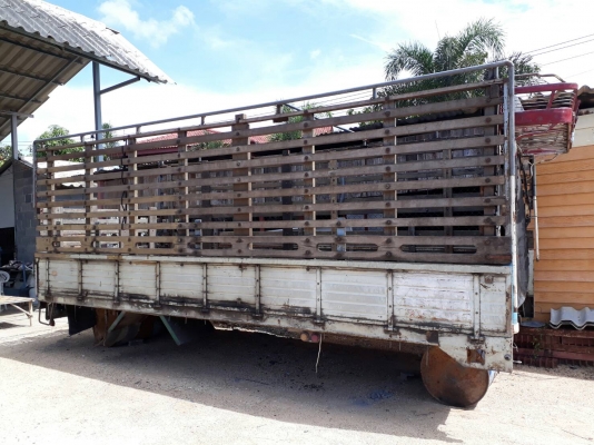 กระบะพร้อมคอก ยาว 5.5 เมตร  คัชซี 75 ซม.